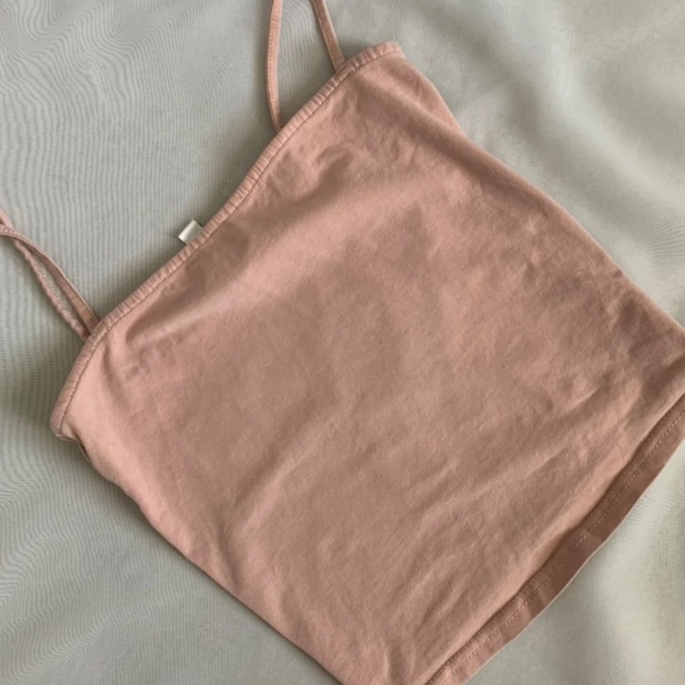pink crop top